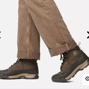 Sorel Men’s   Hiking Waterproof Outdoor Boots Men size 8.